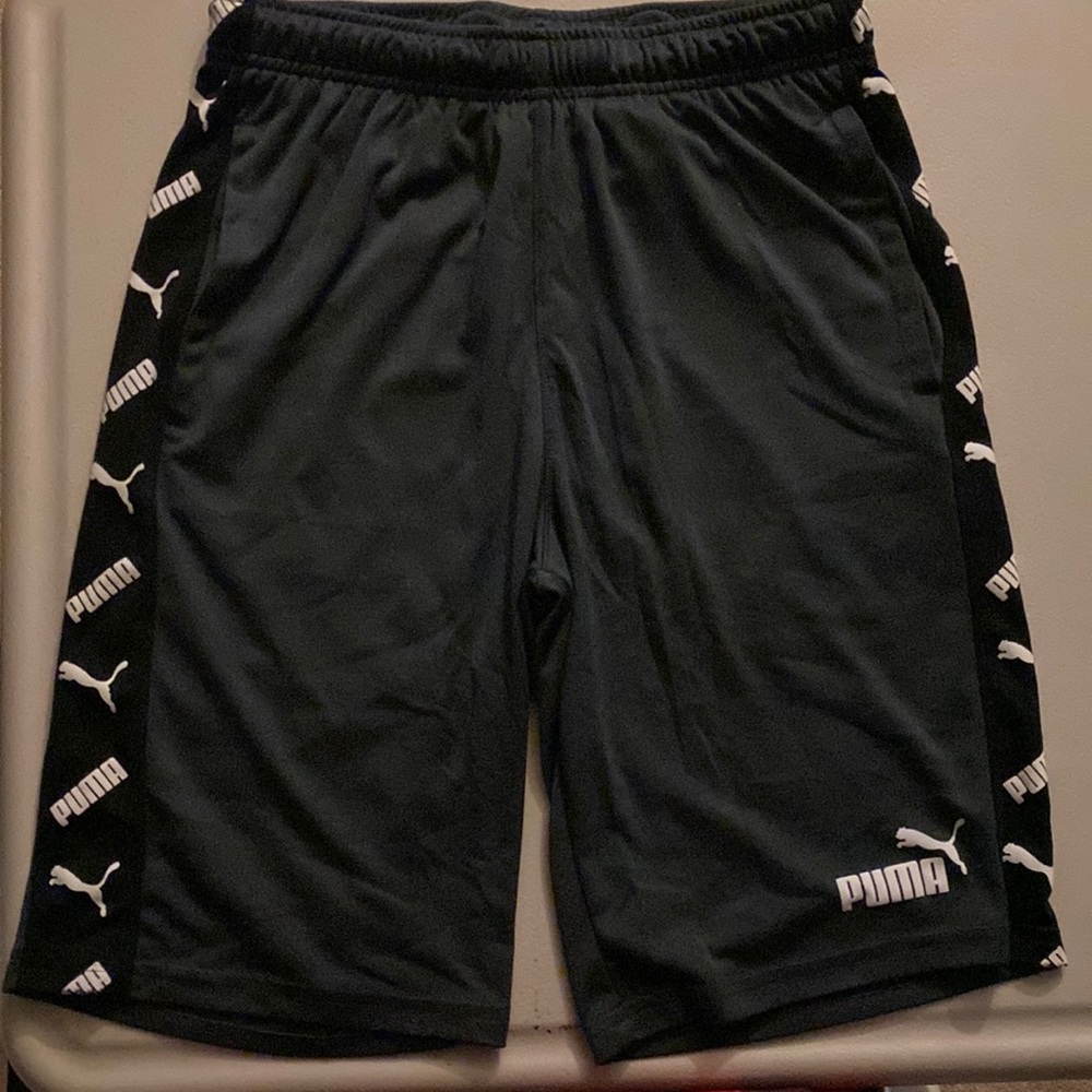 Puma: Shorts